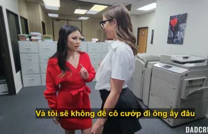 Minami Aizawa bị phụ huynh học sinh địt tả tơi